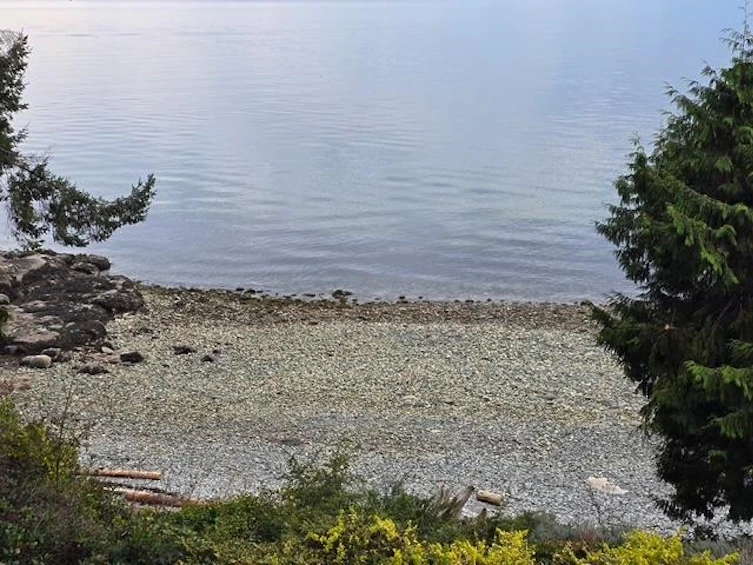 2405 Milliner Road, Roberts Creek, BC, V0N 2W6