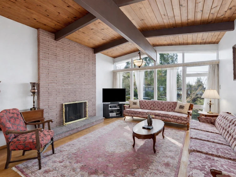 922 Canyon Boulevard, North Vancouver, BC, V7R 2J8 - 3