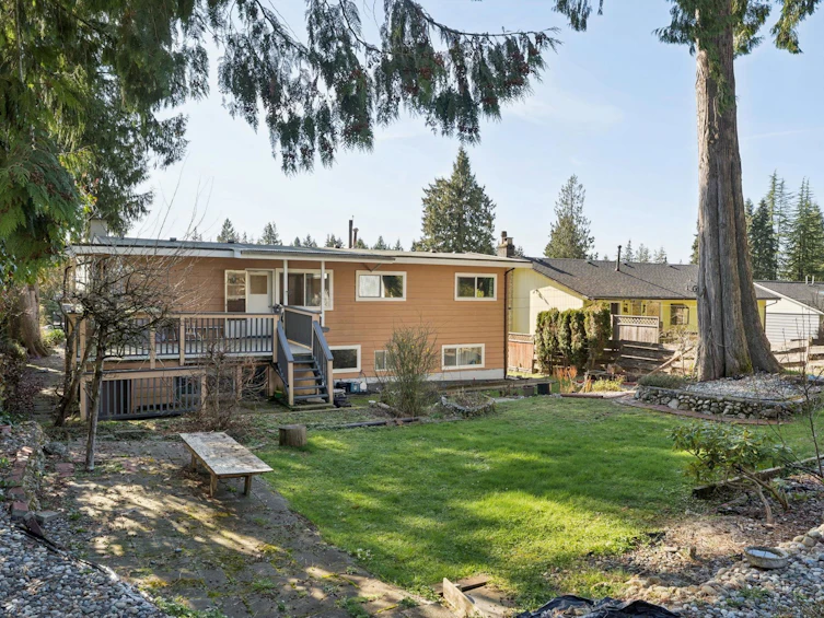 922 Canyon Boulevard, North Vancouver, BC, V7R 2J8 - 12