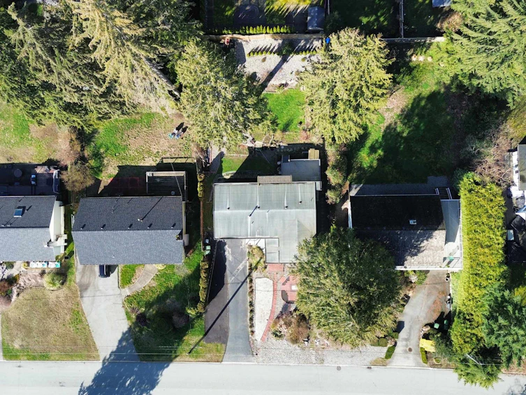 922 Canyon Boulevard, North Vancouver, BC, V7R 2J8 - 23