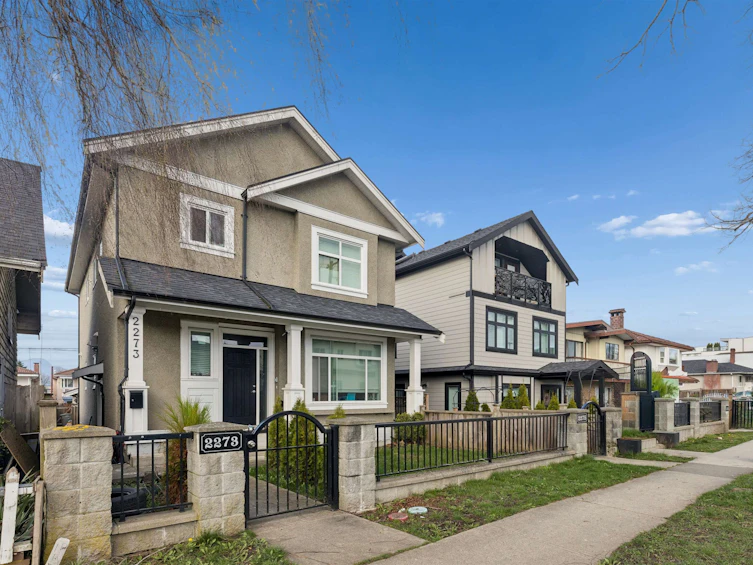 2275 E 34th Avenue, Vancouver, BC, V5P 1A9