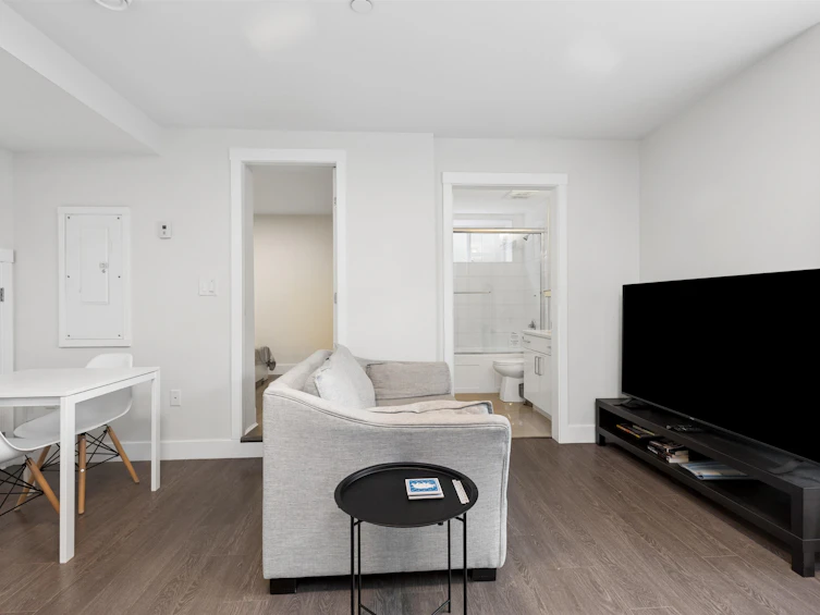 2275 E 34th Avenue, Vancouver, BC, V5P 1A9 - 26