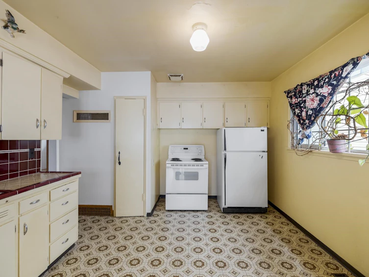 7544 Main Street, Vancouver, BC, V5V 3R6 - 29
