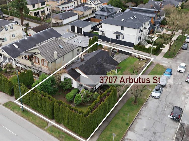 3707 Arbutus Street, Vancouver, BC, V6J 3Z8