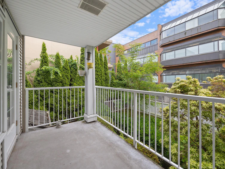 201-1868 W 8th Avenue, Vancouver, BC, V6J 5G3 - 24
