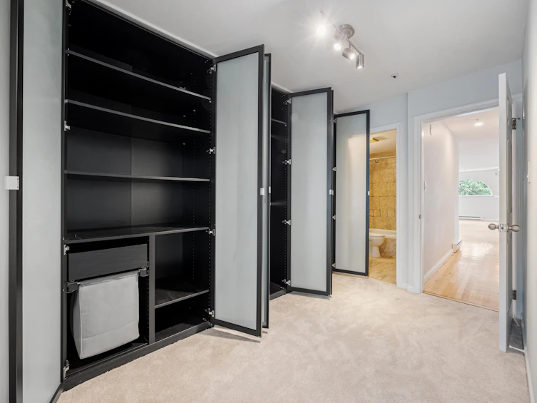 201-1868 W 8th Avenue, Vancouver, BC, V6J 5G3 - 20