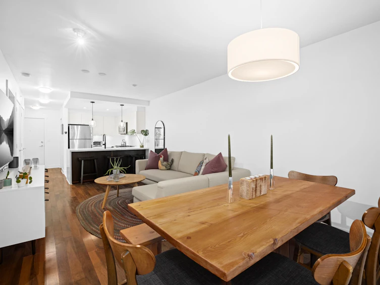 603-160 W 3rd Street, North Vancouver, BC, V7M 0A9 - 14