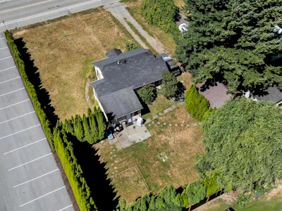 9438 Broadway Street - 5