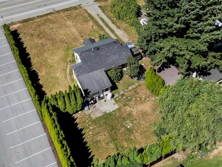 9438 Broadway Street, Chilliwack, BC, V2P 5T9 - 5