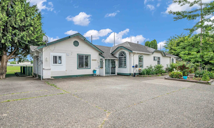 20692 River Road