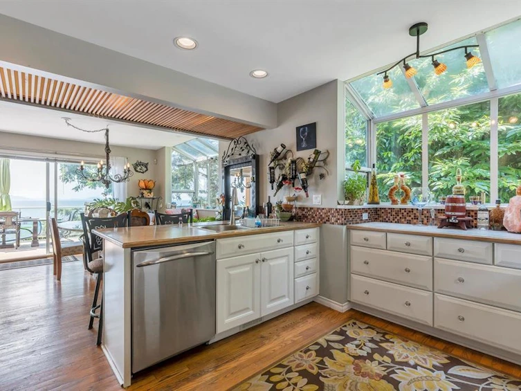 14810 Prospect Avenue, Surrey, BC, V4B 2B1 - 9