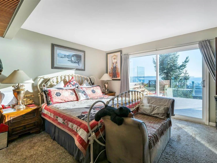 14810 Prospect Avenue, Surrey, BC, V4B 2B1 - 11