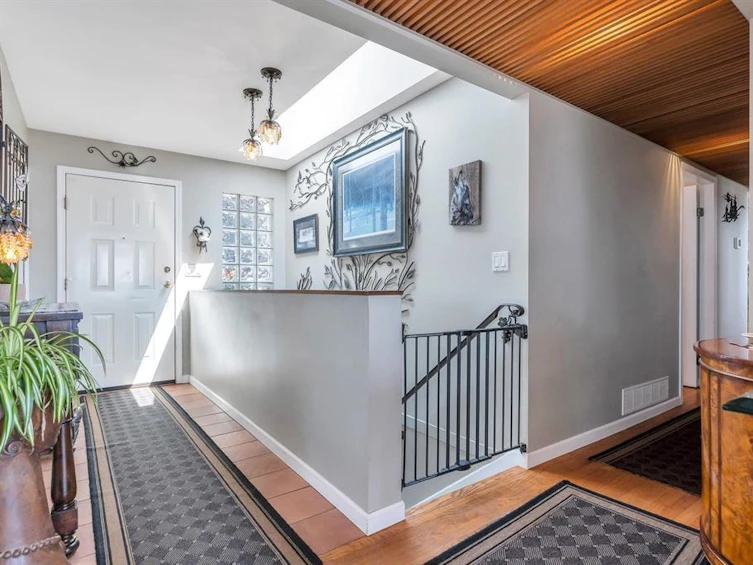 14810 Prospect Avenue, Surrey, BC, V4B 2B1 - 5