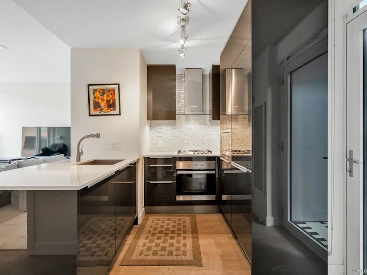 502-1283 Howe Street, Vancouver, BC, V6Z 0E3 - 2