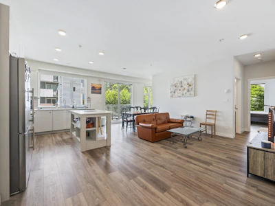 220-10838 Whalley Boulevard - 4