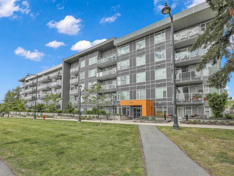 220-10838 Whalley Boulevard, Surrey, BC, V3R 0G8