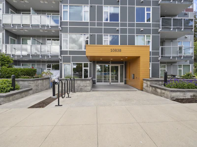 220-10838 Whalley Boulevard - 2