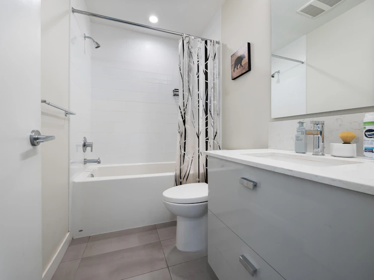 220-10838 Whalley Boulevard, Surrey, BC, V3R 0G8 - 22