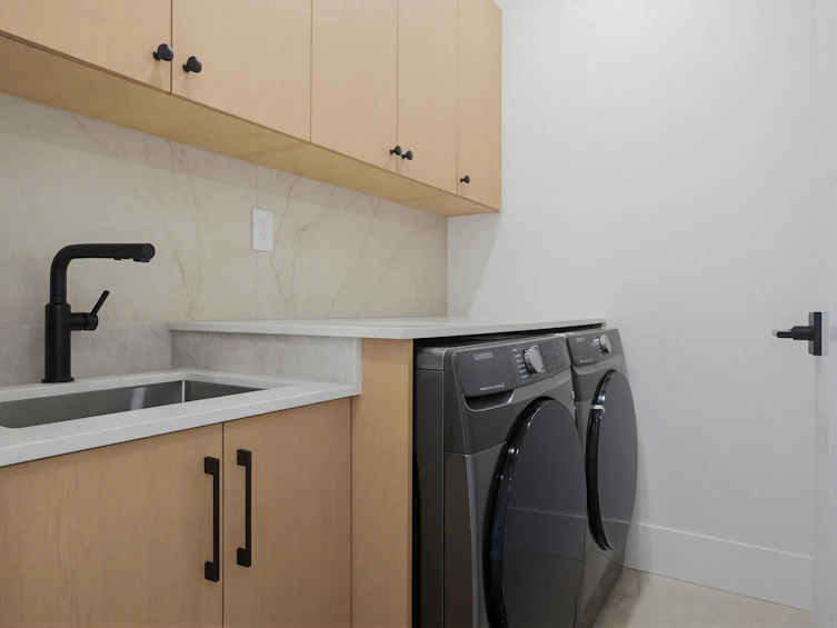 15630 23a Avenue, Surrey, BC, V4A 4V4 - 32