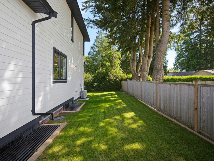 15630 23a Avenue, Surrey, BC, V4A 4V4 - 38