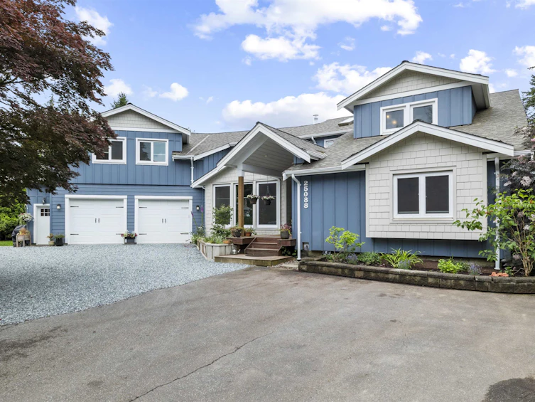 25088 59 Avenue, Langley, BC, V4W 1T4
