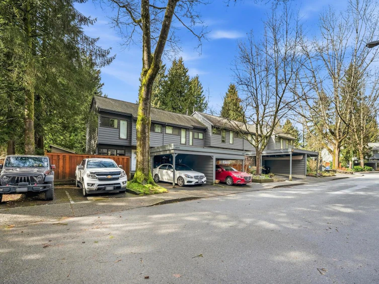 4597 Elmgrove Drive, Burnaby, BC, V5G 3Y9 - 2
