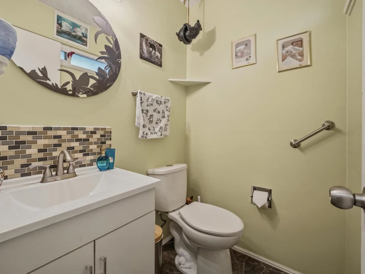 4597 Elmgrove Drive, Burnaby, BC, V5G 3Y9 - 15
