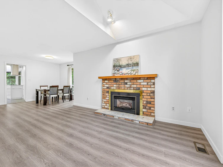 10467 Glenbrook Grove, Surrey, BC, V4N 1W9 - 4