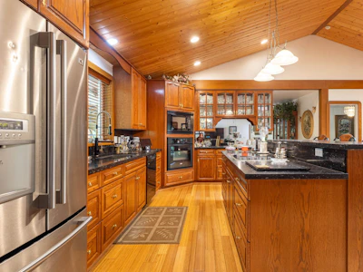 5900-5918 Spriggs Road - 5