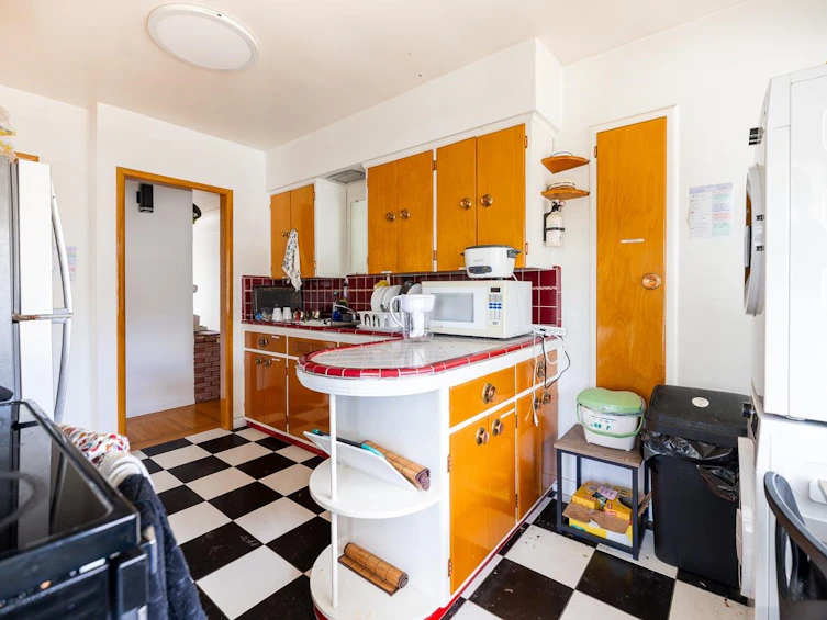 3678 E 25th Avenue, Vancouver, BC, V5R 1K5 - 6
