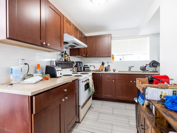 3678 E 25th Avenue, Vancouver, BC, V5R 1K5 - 11