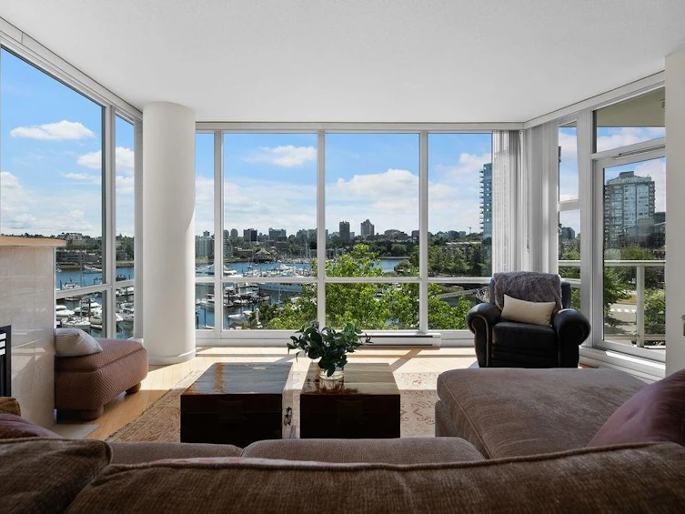 501-1099 Marinaside Crescent, Vancouver, BC, V6Z 2Z3 - 2
