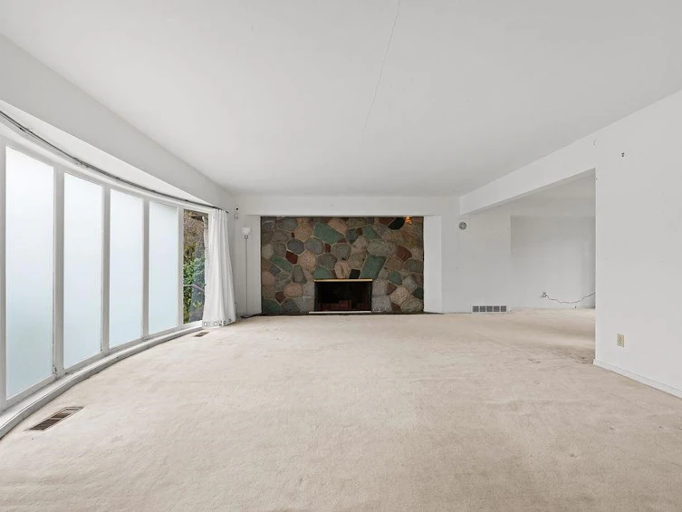 1042 W 48th Avenue, Vancouver, BC, V6M 2N5 - 3