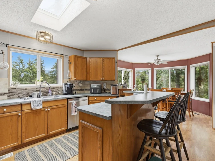 4580 Rondeview Road, Pender Harbour Egmont, BC, V0N 2H1 - 3