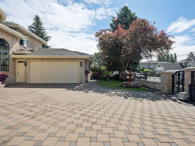 3711 Ullsmore Avenue - 4