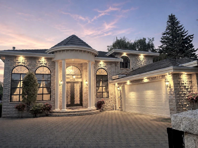 3711 Ullsmore Avenue, Richmond, BC, V7C 1S3