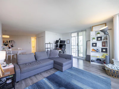 2505-388 Drake Street - 5