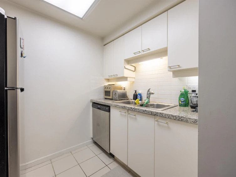 2505-388 Drake Street, Vancouver, BC, V6B 6A8 - 9