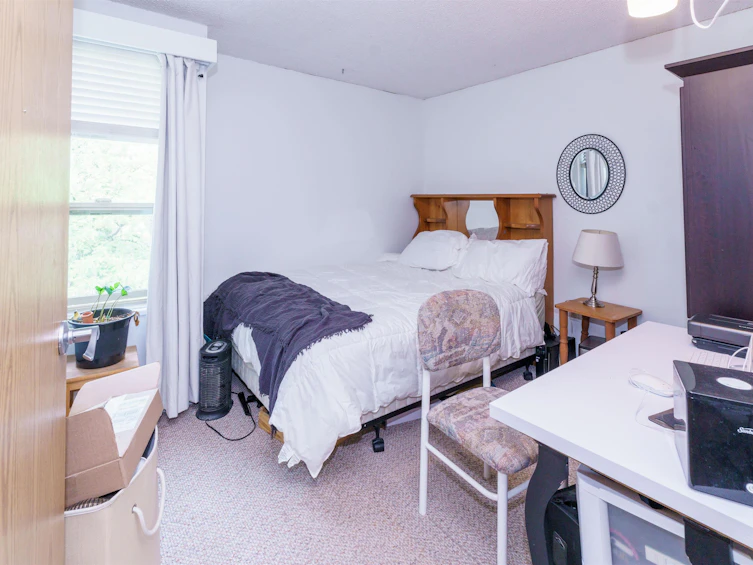 606-9867 Manchester Drive, Burnaby, BC, V3N 4P6 - 20