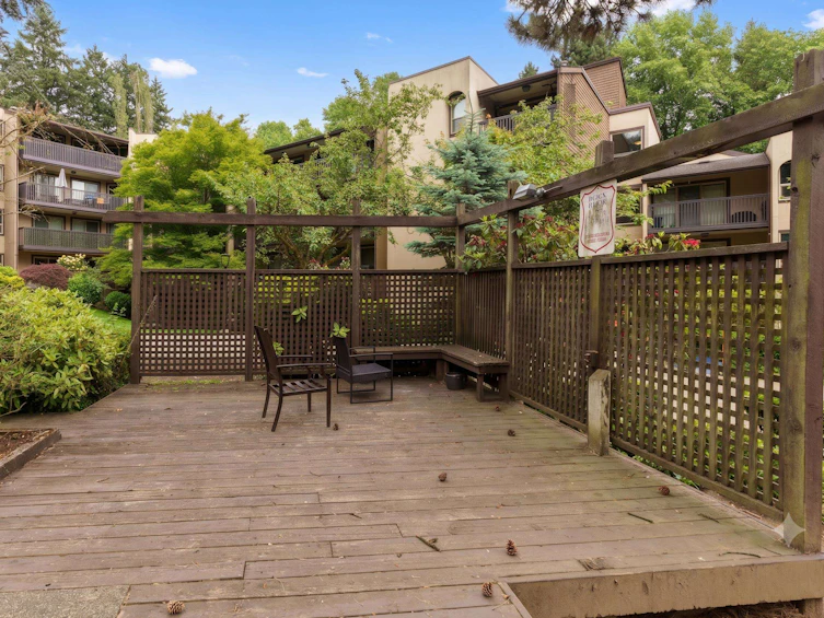606-9867 Manchester Drive, Burnaby, BC, V3N 4P6 - 31