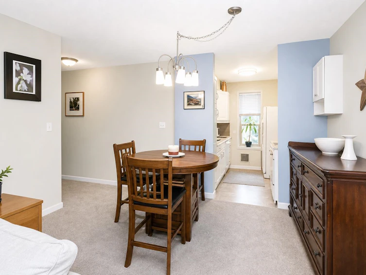 606-9867 Manchester Drive, Burnaby, BC, V3N 4P6 - 11