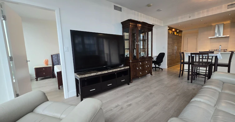 12XX-7358 Edmonds Street, Burnaby, BC, V3N 0H1