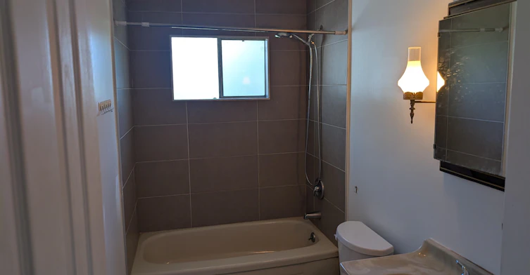 10460 No. 4 Road, Richmond, BC, V7A 2Z7 - 9