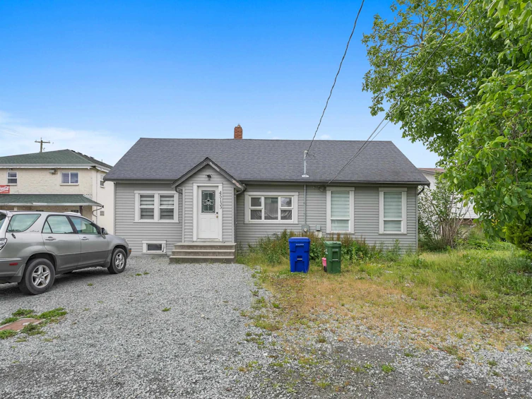 45133 Wells Road, Chilliwack, BC, V2R 1H6 - 2