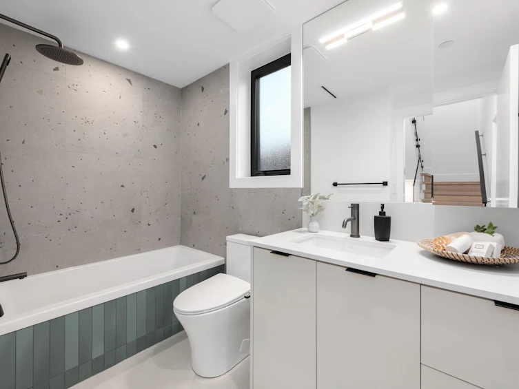 1-275 W 17th Avenue, Vancouver, BC, V5Y 1Z9 - 28