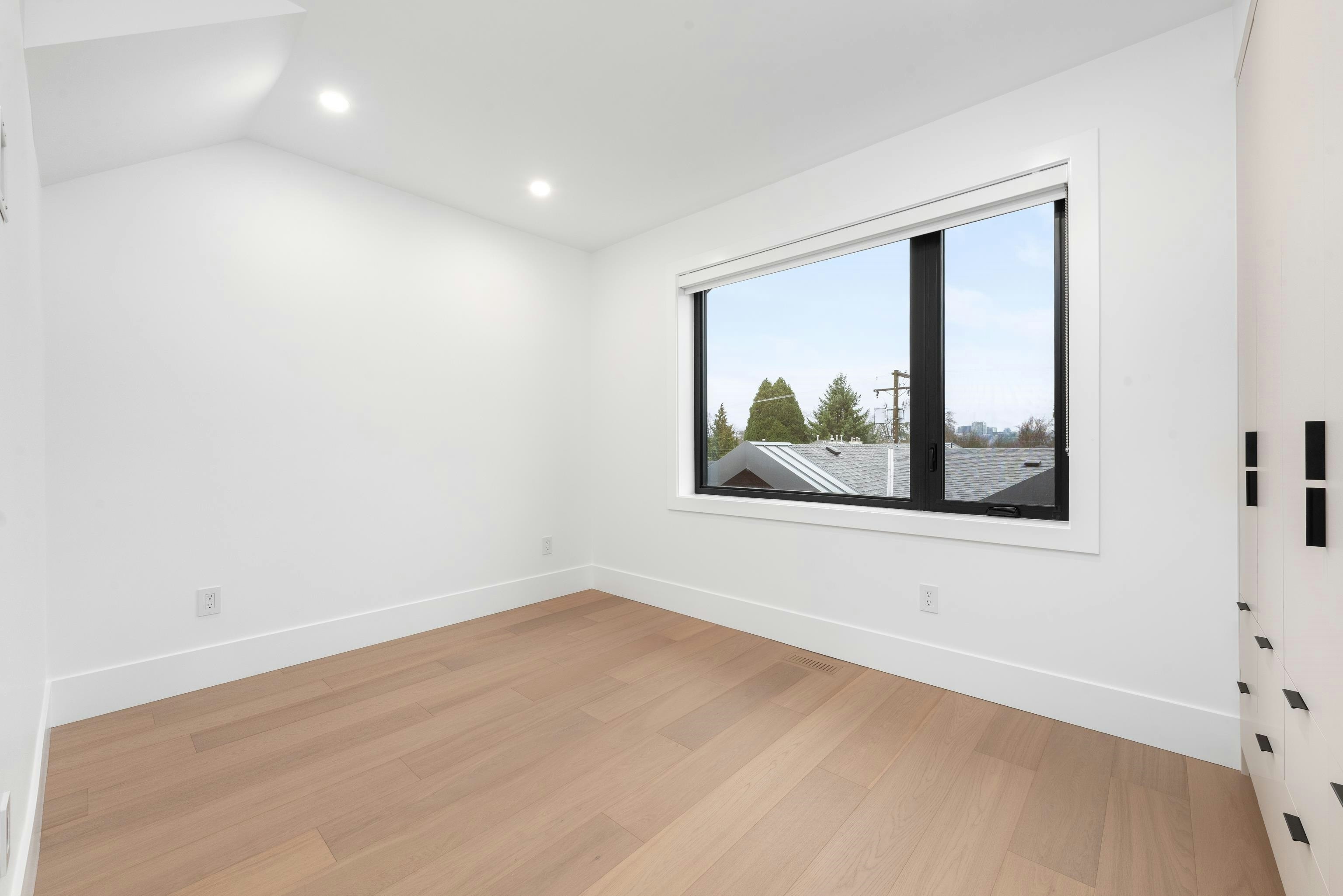 1-275 W 17th Avenue, Vancouver, BC, V5Y 1Z9 - 13
