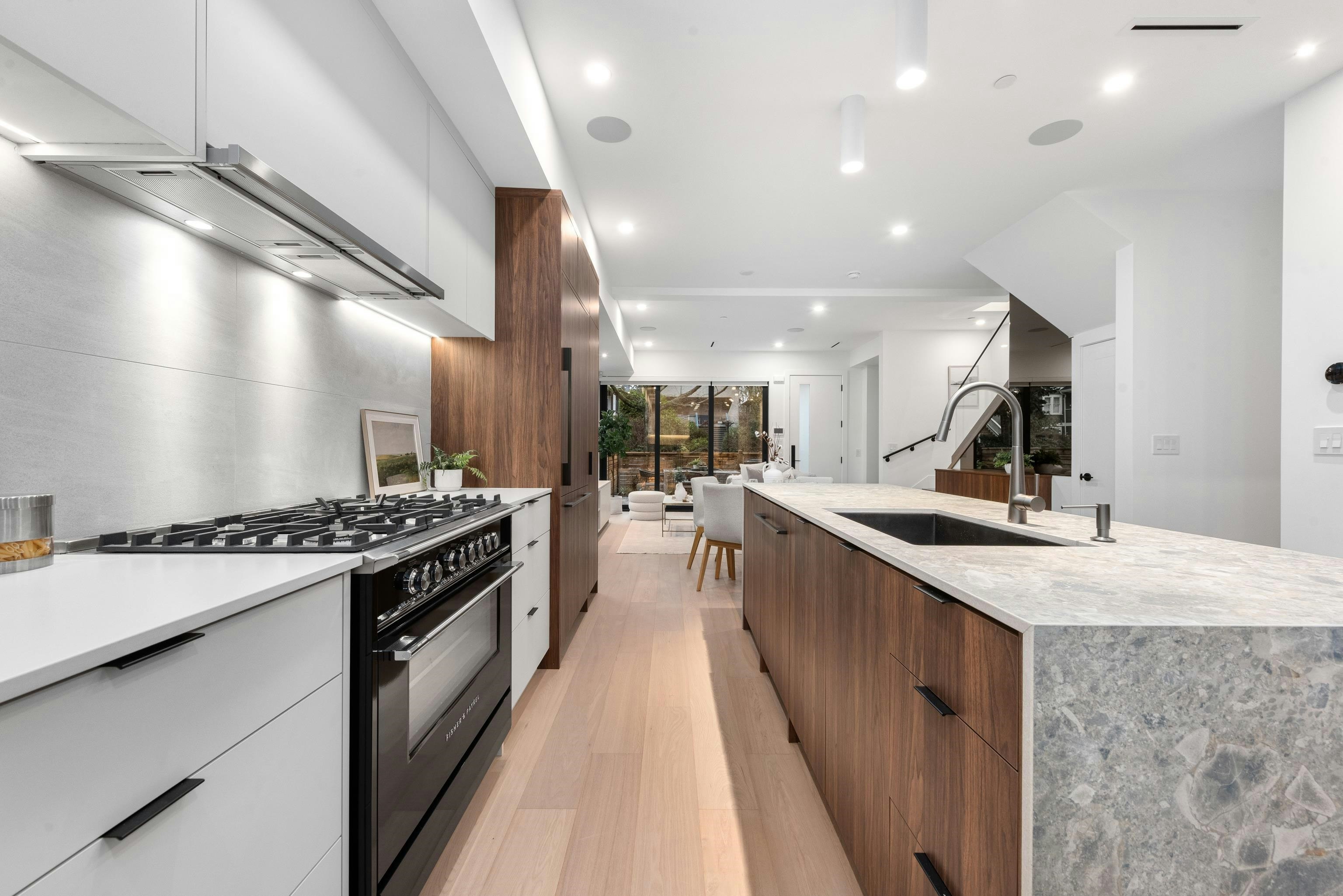 1-275 W 17th Avenue, Vancouver, BC, V5Y 1Z9 - 7