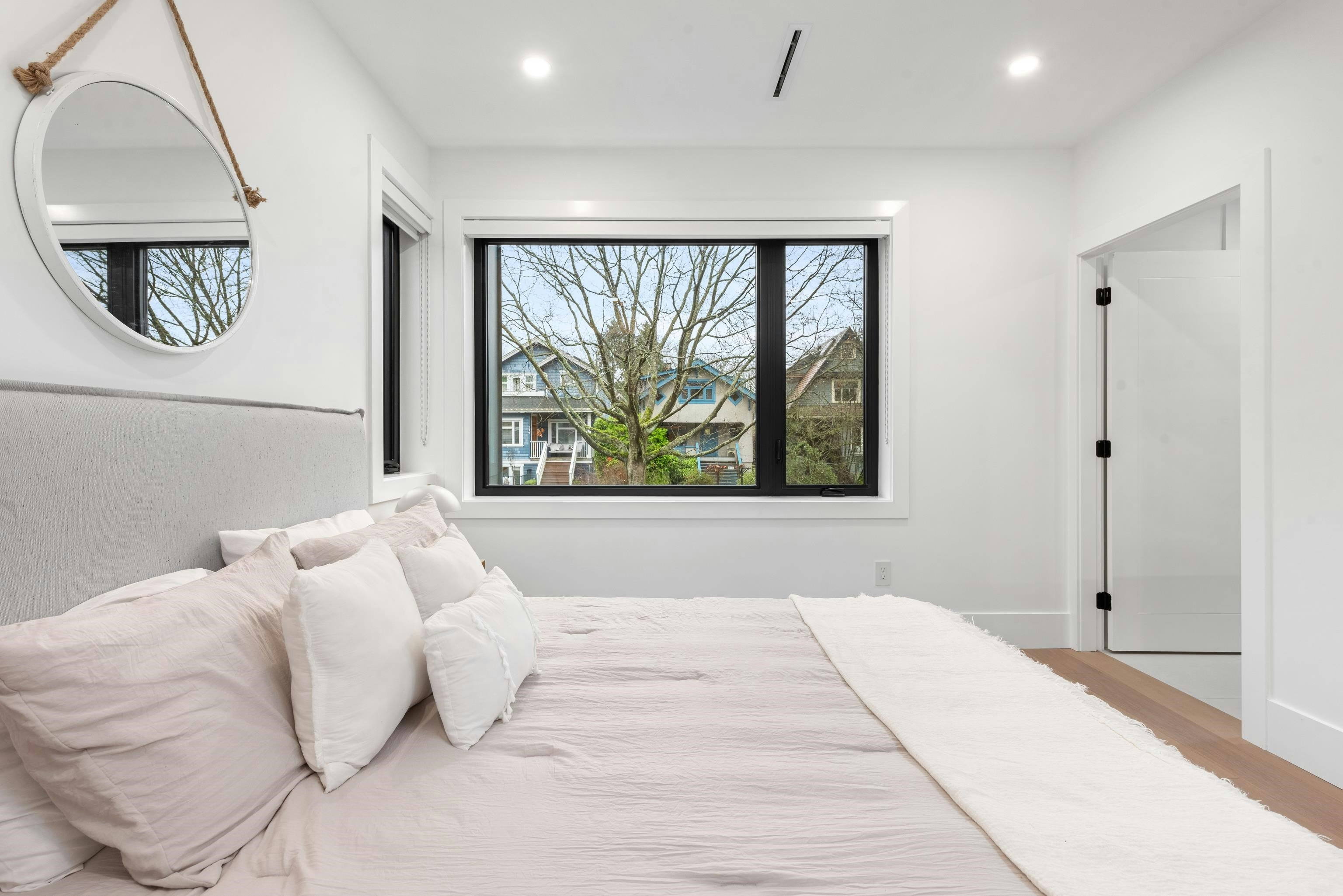 1-275 W 17th Avenue, Vancouver, BC, V5Y 1Z9 - 18