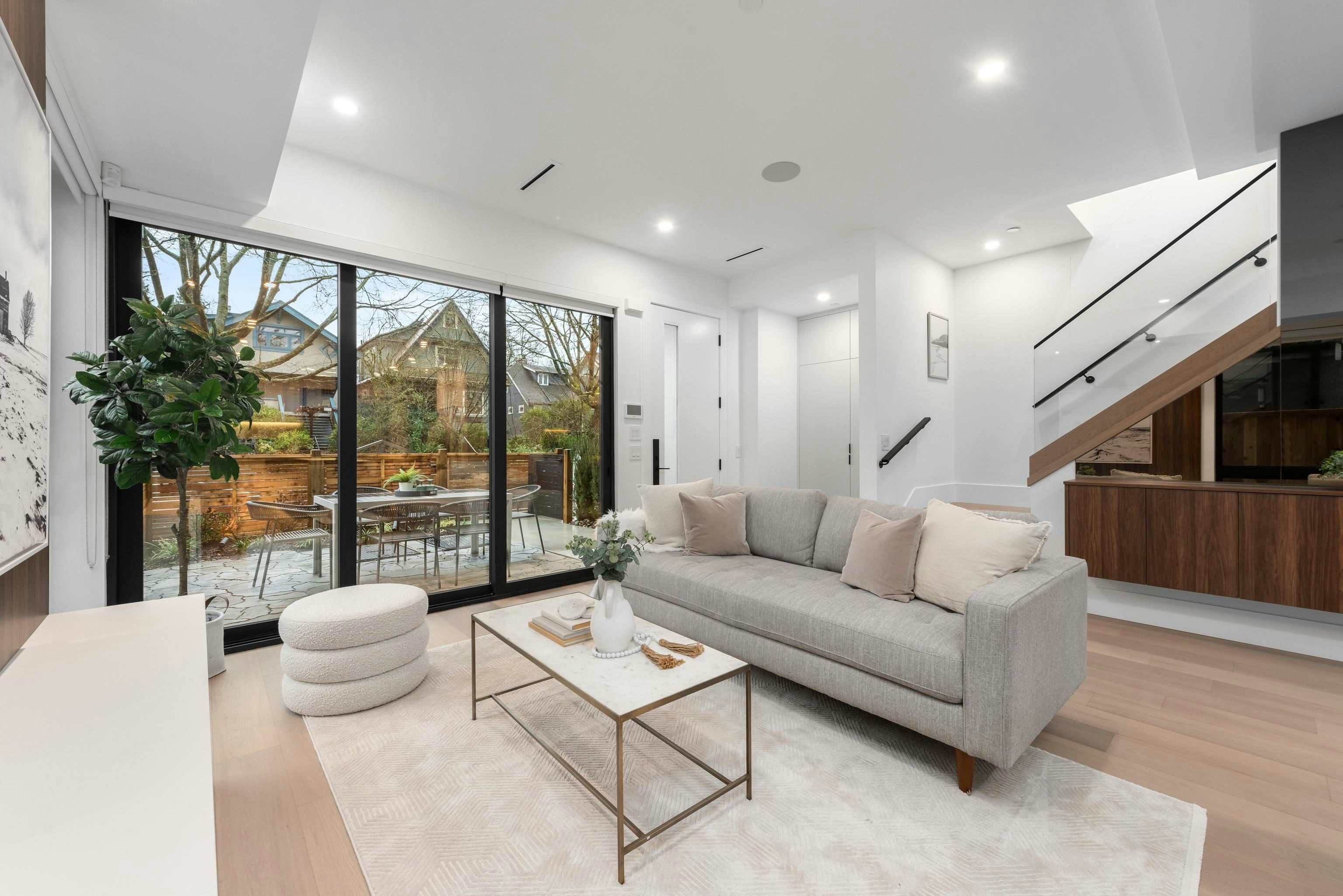 1-275 W 17th Avenue, Vancouver, BC, V5Y 1Z9 - 8