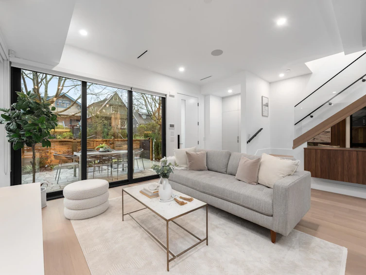 1-275 W 17th Avenue, Vancouver, BC, V5Y 1Z9 - 8